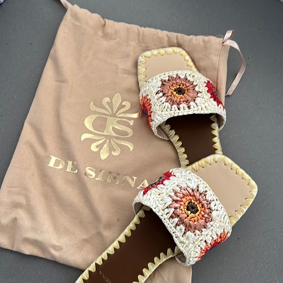 Anthropologie Shoes - De Siena Raffia Embroidered Slides From Athropologie
